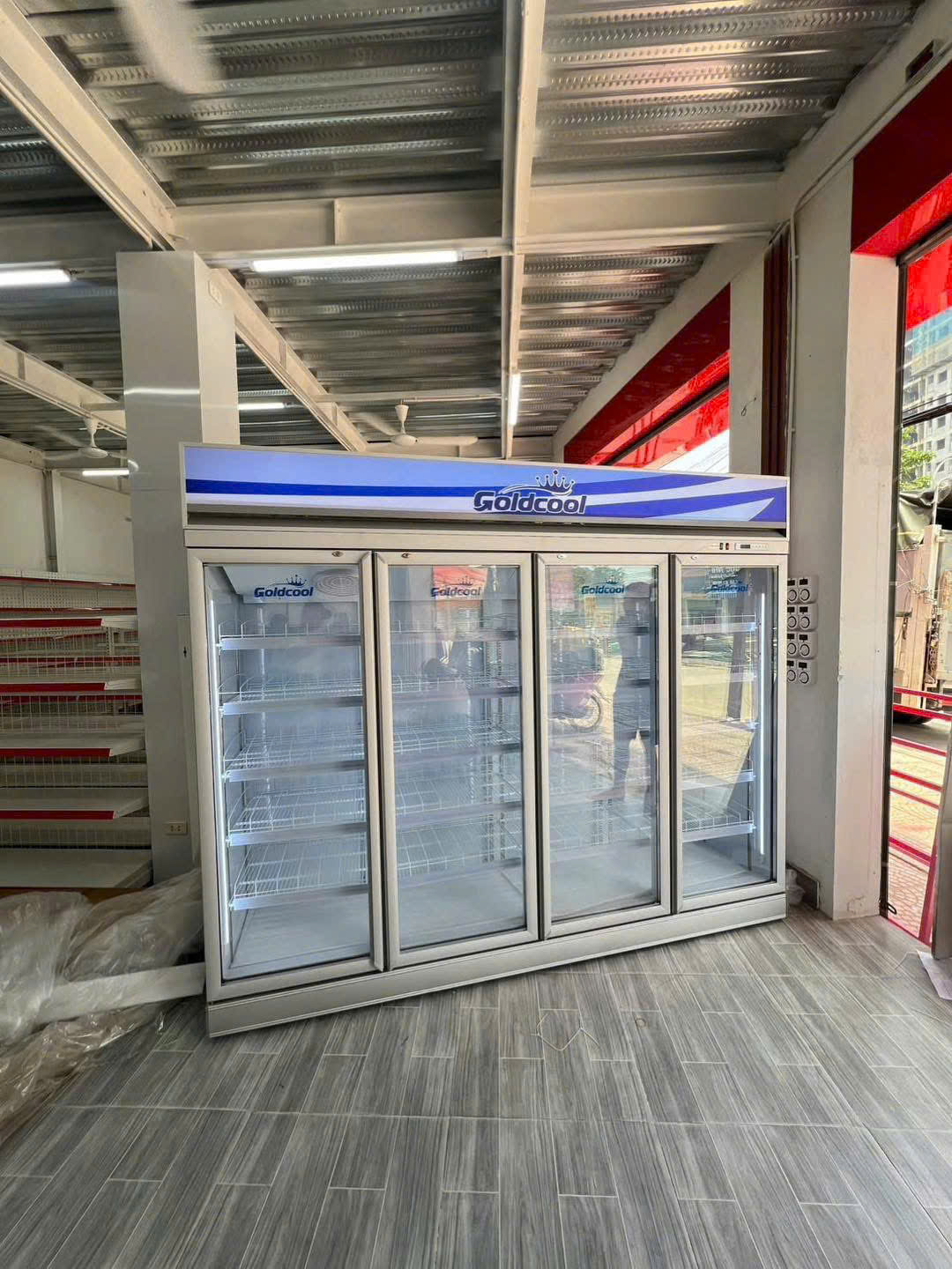 Tủ Mát 4 Cánh GoldCool 2500L